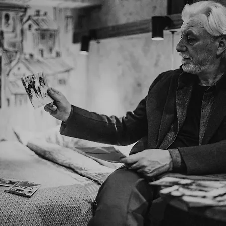 Photographer Rudolf's - Ground Floor With Separate Entrance Lägenhet Riga