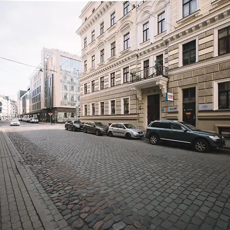 Photographer Rudolf's - Ground Floor With Separate Entrance Riga