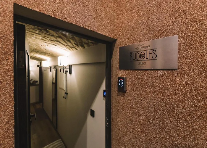 Photographer Rudolf's - Ground Floor With Separate Entrance Riga